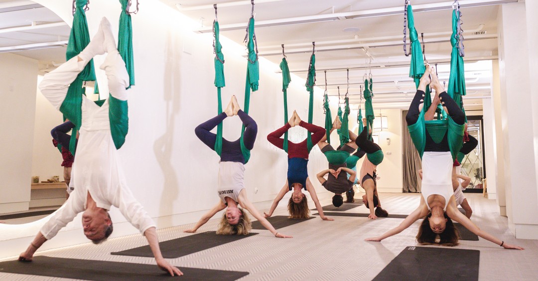 ¡Feliz día internacional del Yoga! Te esperamos en @bambooyogabilbao
🙏
#sienteladiferencia #bilbao #fitness #motivaciondeportiva #gimnasio #healthy #gym #gimnasiobilbao #lifestyle #salud #wellness #yoga #yogaaereno #hotyoga #vida #diamundialdelyoga #namaste